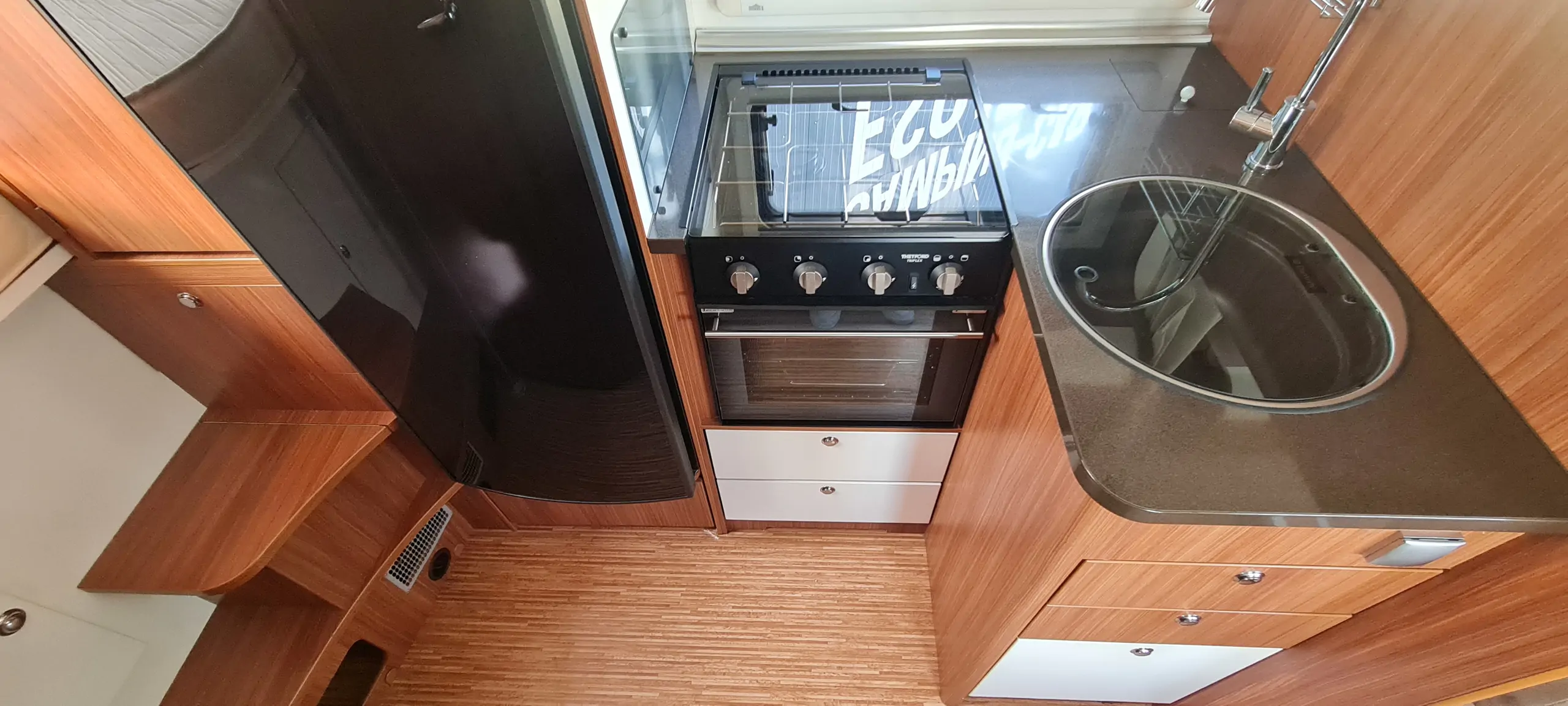 Image Adria Matrix M680SP 